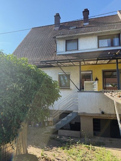 Hausansicht Garten