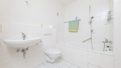 BADEZIMMER!