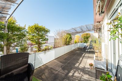 DER BALKON!