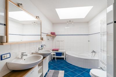 Badezimmer Wohnung 1