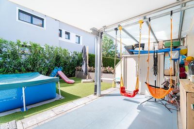 Ansicht Terrasse mit Garten 