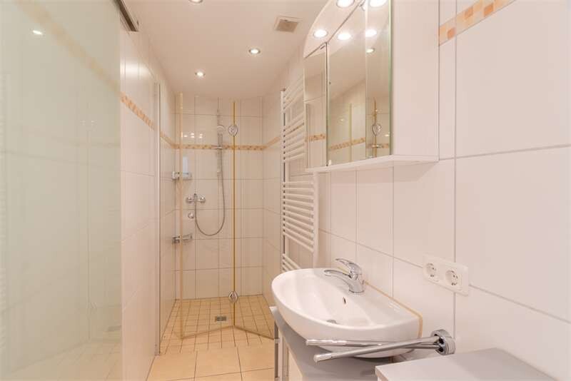 BAD EINLIEGERWOHNUNG!