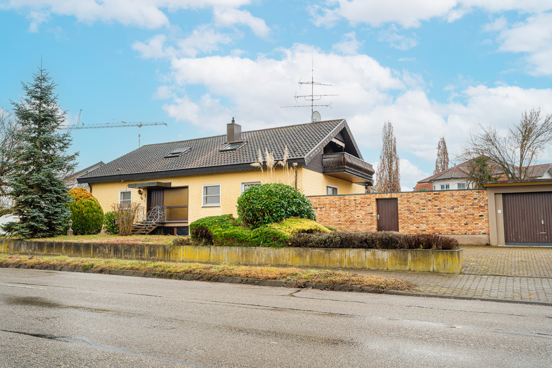 AUSSENBILD STRASSE