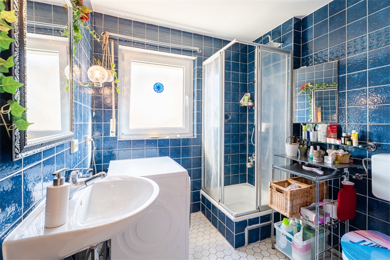 BADEZIMMER!