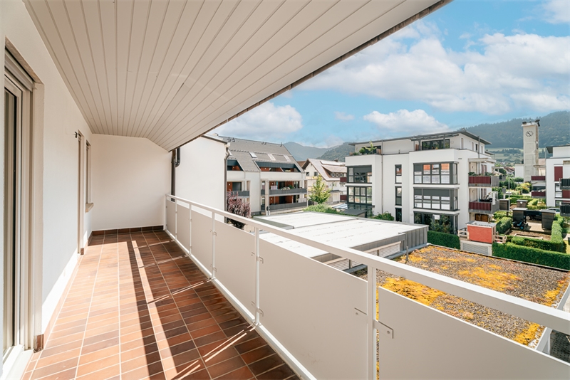 BALKON 1!
