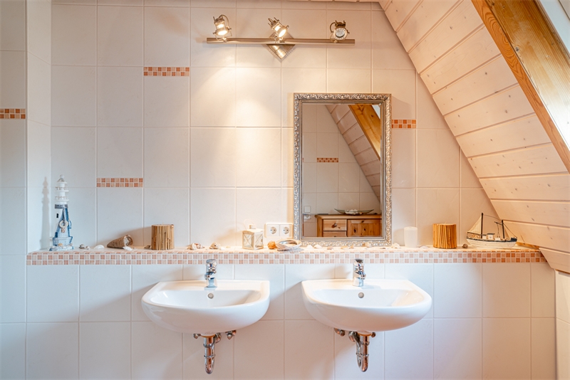 BADEZIMMER 2!
